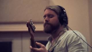 Stompin Tom Feat The Sheepdogs   Hang The Key On The Bunkhouse Door