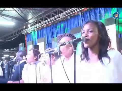 ELDER CHIWARIDZO - MUMWE ARIKO KUMUSORO (Ndebele Version)