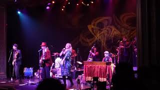 Put a Lid On It: Squirrel Nut Zippers at the Triple Door, Seattle; 14 March 2018