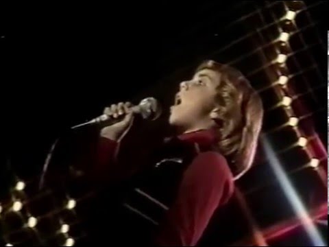 Andrea McArdle, Annie--Tomorrow, You Light Up My Life, 1977 TV