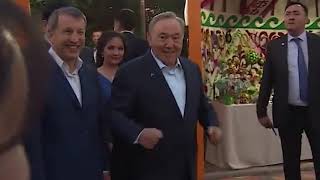 Танцы Бората-Назарбаева