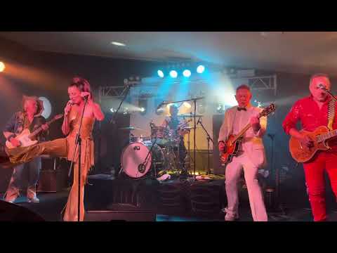 Bob “Bongo “ Starkie Skyhooks show featuring Laura Davidson - BBBBoogie .