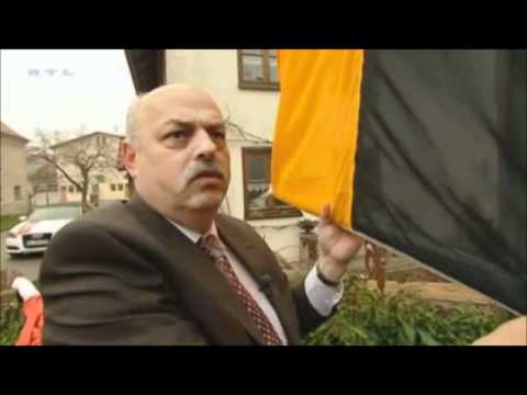 "Manfred, mir miassad dia Fahna nui hissa"