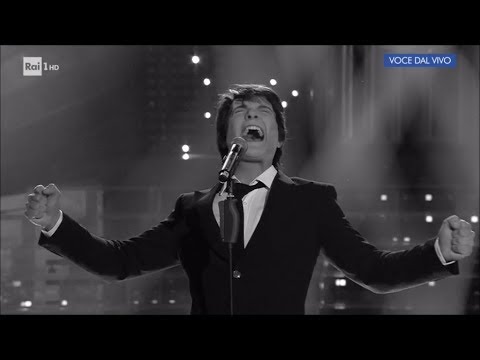 Davide Merlini è Massimo Ranieri: "Se bruciasse la città" - Tale e Quale Show 24/11/2017