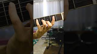 Já experimentou fazer o Ré Maior usando o formato de Dó? 🎸