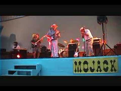 Mojack Band performs Space Cowboy