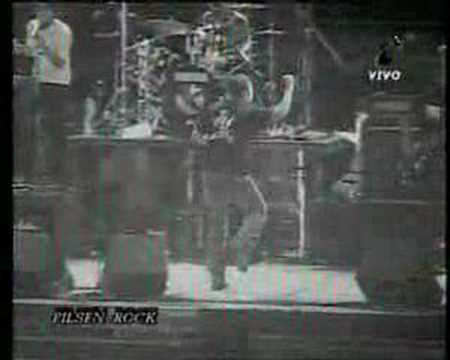 Romerito debuta como rockero con Revolber