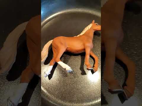 Schleich Pferde braten #horse #schleich #horses #viral #shortsvideo #funny #deutsch #schleichhorse