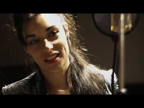 La Malí - Cerviño - Nostalgias (Official Video)