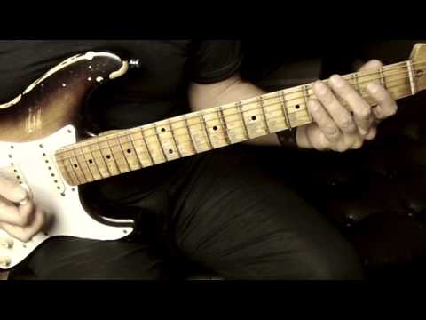 25 Blues Turnarounds - #24 - Guitar Lesson - Robbie Calvo