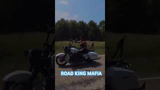 Mariza Villareal living a KINGZ life! #roadking #harleydavidson #kingofthebaggers #bagger #biker