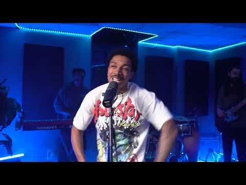 HG Locks - 'Winning' (Live Performance)