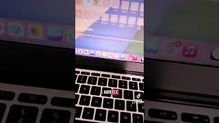 O MacBook mais fino da Apple. 💻🍎