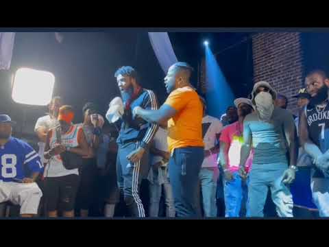 Lu Castro breaking Jakkboy down