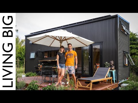 This Ultramodern Off-The-Grid Tiny House Just Might Blow Your Mind