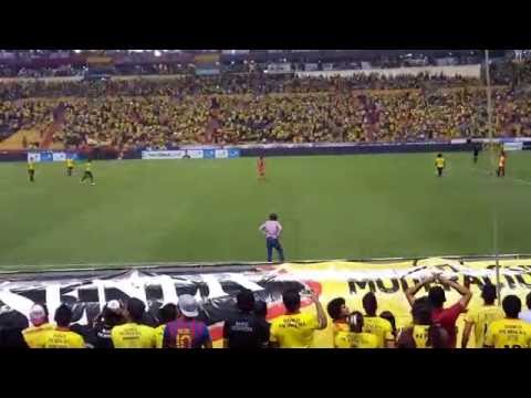 "Oh amarillo vamos + El día viviré - Barcelona 1 - Nacional 0 ( 4k UHD )" Barra: Sur Oscura • Club: Barcelona Sporting Club