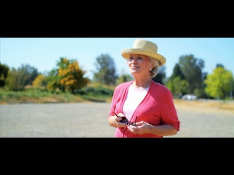 Harriet Beamer Strikes Gold, Book Trailer - Joyce Magnin - YouTube