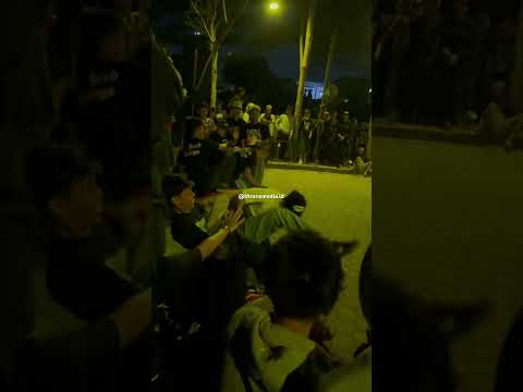 Rok*knya bosss #moshing #crowd #mosh #moshpit #crowdsurfing #twostep #gigs #shorts #chaos #pogo