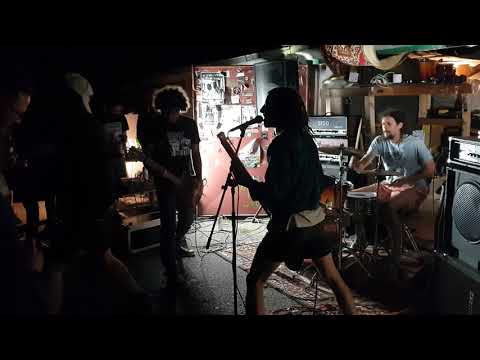 SxOxTxEx live @Koncerty na garážach