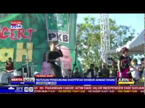 Ahmad Dhani Hibur Ratusan Pendukung Khofifah