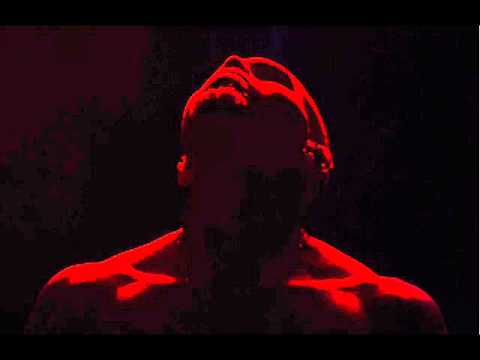 09- Thuggin It Ft Joe Moses - Chris Brown