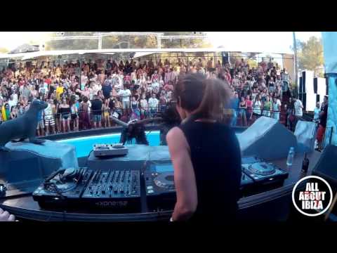 JEANCEDRIC B2B DAVINA MOSS at ZOO PROJECT IBIZA opening party 2016 © AllaboutibizaTV