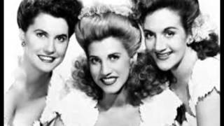 The Andrews Sisters - Beer Barrel Polka (Roll Out The Barrel) - (1956).