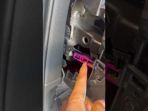 2021 AUDI Q7 fuse location