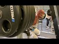 ハムストリングリハビリ足トレ3回目👍スクワット270kg(深く)レッグプレス582kg(90°まで曲げる)まだ痛みますが7〜8割治ってきてますので重量もいい感じに伸びてます💪🏾ステサイクル5週目