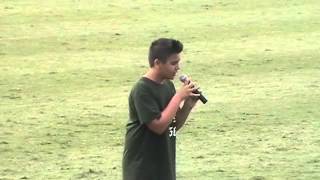 preview picture of video 'Victor Figueroa sings the National Anthem for USF'