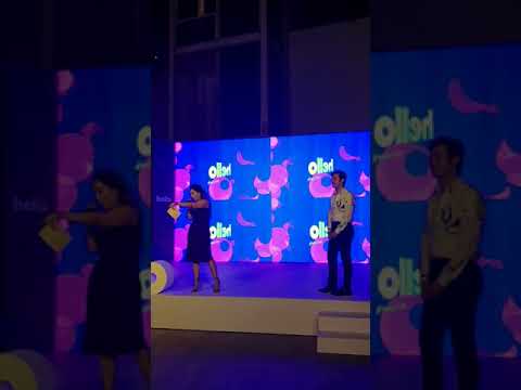 Delhi best female Anchor Singer Aditi Gupta hosting for corporate event of Hello app launch