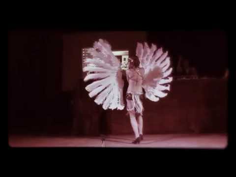 Yazz * feather fan dance