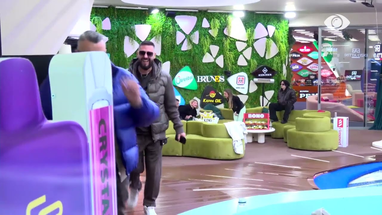 “Ai nuk do t’ia japi atyre”/ Miri bisedon me Rogertin për zgjedhjen e liderit: Po erdhi Stenaldo…