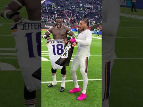 Justin Jefferson & David Njoku Jersey Swap 🤝