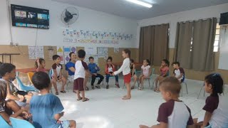 Brincadeira  espelho - identidade