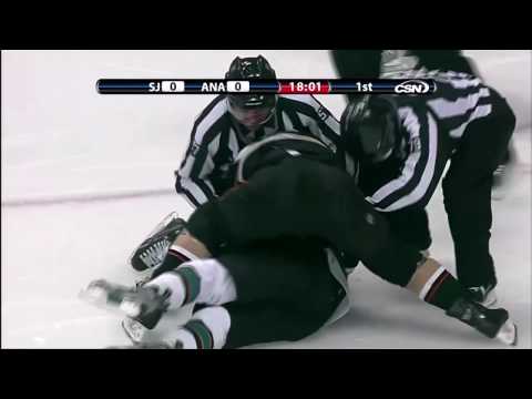 Scott Nichol vs Mike Brown