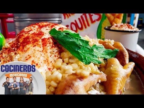 Receta: Esquites con patitas de pollo | Cocineros Mexicanos