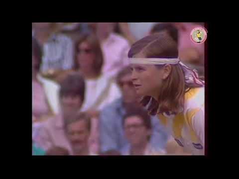 1984 Wimbledon Hannah Mandlikova's Run vs. Catherine Tanvier, Jo Durie, Chris Evert-Lloyd)