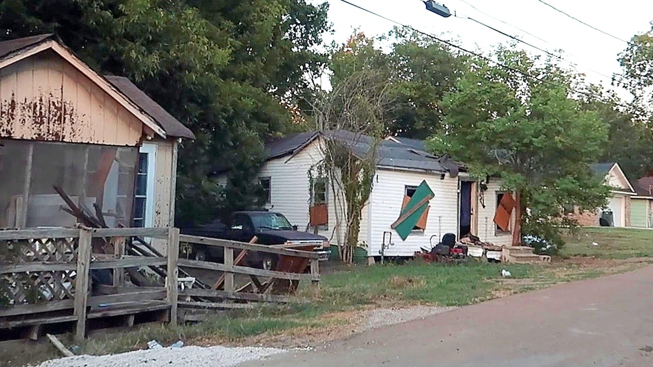 EXPLORING DEEP IN THE MISSISSIPPI DELTA / LELAND, MS