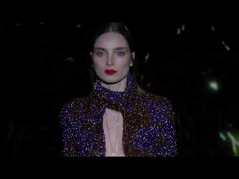 FELY CAMPO Resumen`THE WAY HERE´AutumWinter 24/25 Disfruta del resumen del desfile en 79º MBFWMadrid