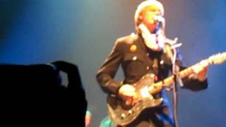 2) Under the Hammer [Kula Shaker Live in Hong Kong 2010]