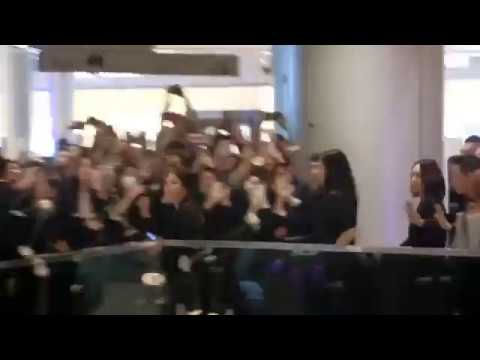 180315 Krystal - Givenchy Opening Event