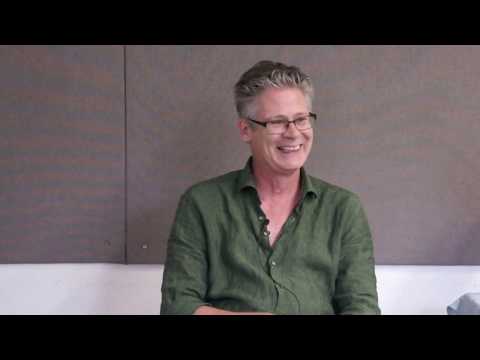 Satsang Hans Laurentius. 23 9 '18 België Vaalbeek- ECHTE filosofen: daar hou ik van! En van honden!