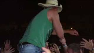 Kenny Chesney - Everybody Wants To Go To Heaven