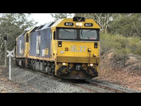 BL27-33 on 7937V to Donald Sub nears Dunolly.  19-03-20.   09.38.52.