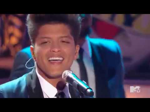 Bruno Mars - Valerie (Tribute to Amy Winehouse)