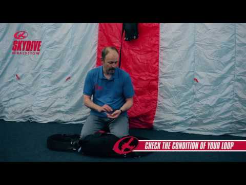 Skydive Safety: Closing Loops! Skydiving in the UK at Hibaldstow