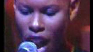 Skunk Anansie - Weak (acoustic and live)