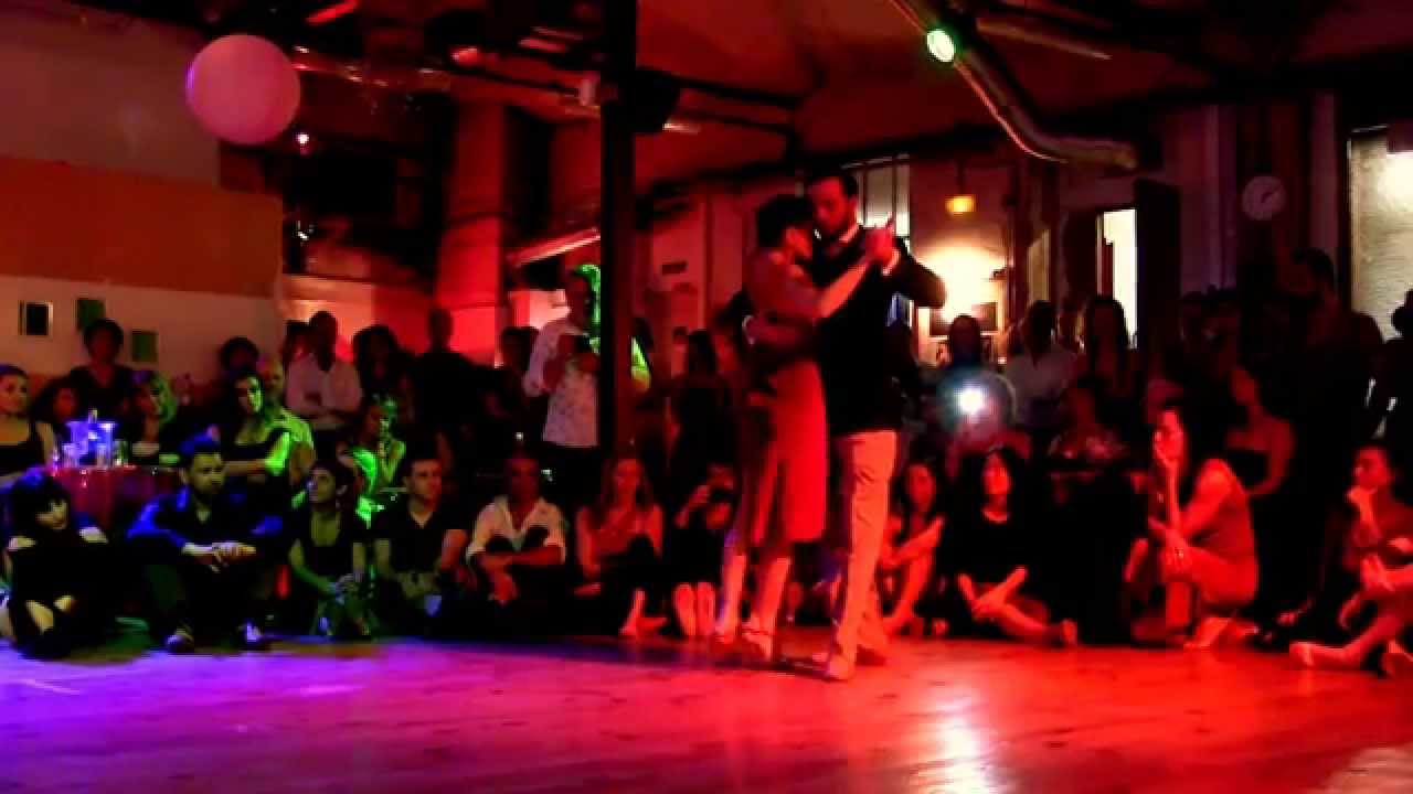 Video thumbnail for Que falta que me haces par Claudia Codega et Rodrigo Rufino