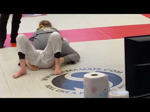 BJJ Grappling Industries Everett WA 12/10/22, Girl 105 pound gi, yellow belt